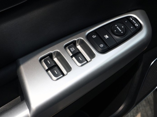 Kia Sportage (16–) Накладки на панели управления дверей, ABS, 4 части