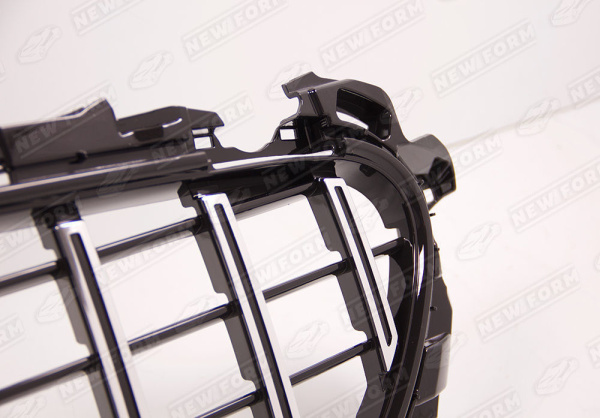 Mercedes-Benz E-Klasse C238 рестайлинг 2020 - н.в. Решетка радиатора AMG GT хром