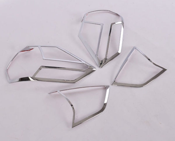 Nissan X-Trail (14–) Накладки на задние фонари, хром