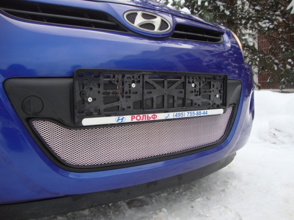 Hyundai i20 (09–12) Защита радиатора, хром