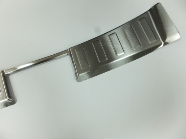 Nissan X-Trail (14–) Накладка на проем двери багажника, 1 часть