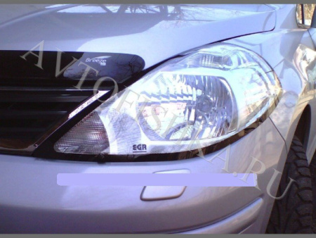 Защита передних фар прозрачная Nissan Tiida 2008-