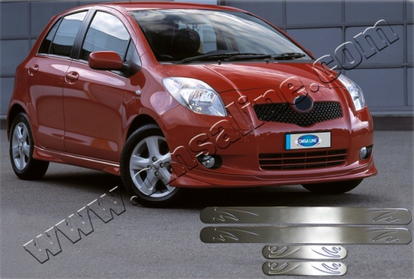 Toyota Yaris (11–) Накладки на дверные пороги, нерж, 4 части