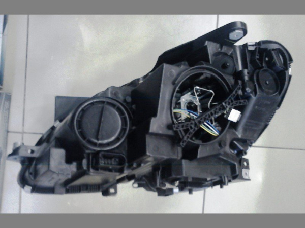 Mercedes C-class W204 (2007-2010) передние хромированные фары со светодиодной подсветкой DRL (Devil Eyes) с моторами электрокорректора, в комплекте 2 шт.