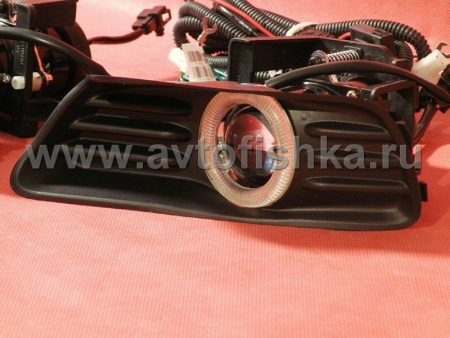 Toyota Camry V40 (06-09) фары противотуманные линзовые со светящимися ободками, установочный комплект