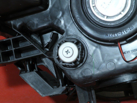 Mitsubishi Pajero 4 (2006-) фары передние линзовые черные со светящимися ободками под электрокорректор, комплект 2 шт.