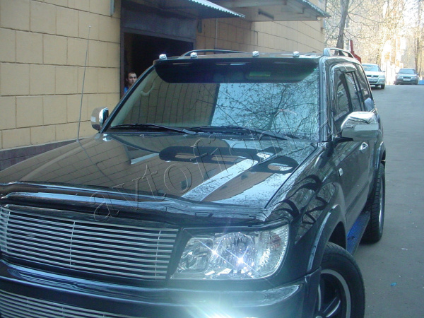 Toyota Land Cruiser 100, Lexus LX470 (98-07) козырек (спойлер) над лобовым стеклом, под покраску