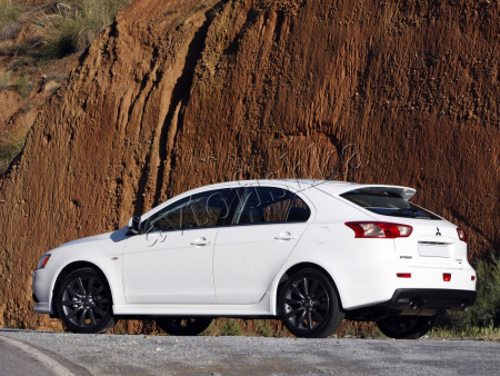Mitsubishi Lancer 10 хэтчбек (07 – 16) лип Спойлер X 5D Hatchback