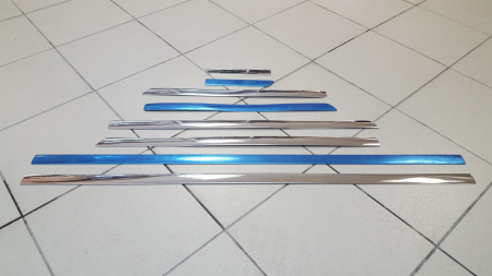 Toyota Land Cruiser 100, Lexus LX470 хромированные дверные молдинги, комплект 8 предметов.