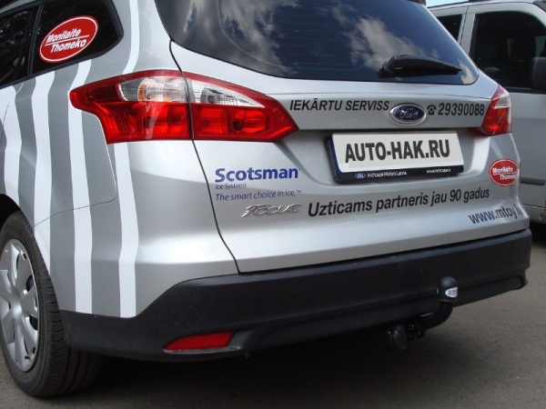 Ford Focus (11–15) Фаркоп (тягово-сцепное устройство) (Kombi, кроме ST)