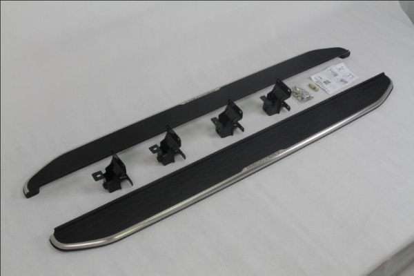 Land Rover Discovery (15–) Пороги OEM