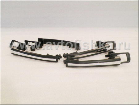 Mercedes W124 (84-95) ручки дверей с хромированными вставками, комплект 4 шт.