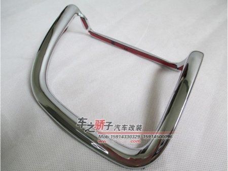 Toyota Land Cruiser 200 (2008-) хромированные накладки на задние фонари заднего бампера, комплект 2 шт.