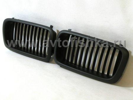BMW 7 E38 (95-01) решетка радиатора черная матовая