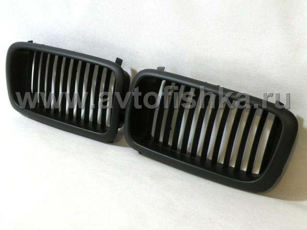 BMW 7 E38 (95-01) решетка радиатора черная матовая