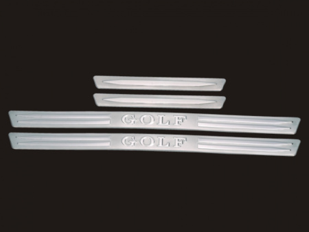 Volkswagen Golf 5 (2003-2008) накладки из нержавеющей стали на внутренние пороги дверей