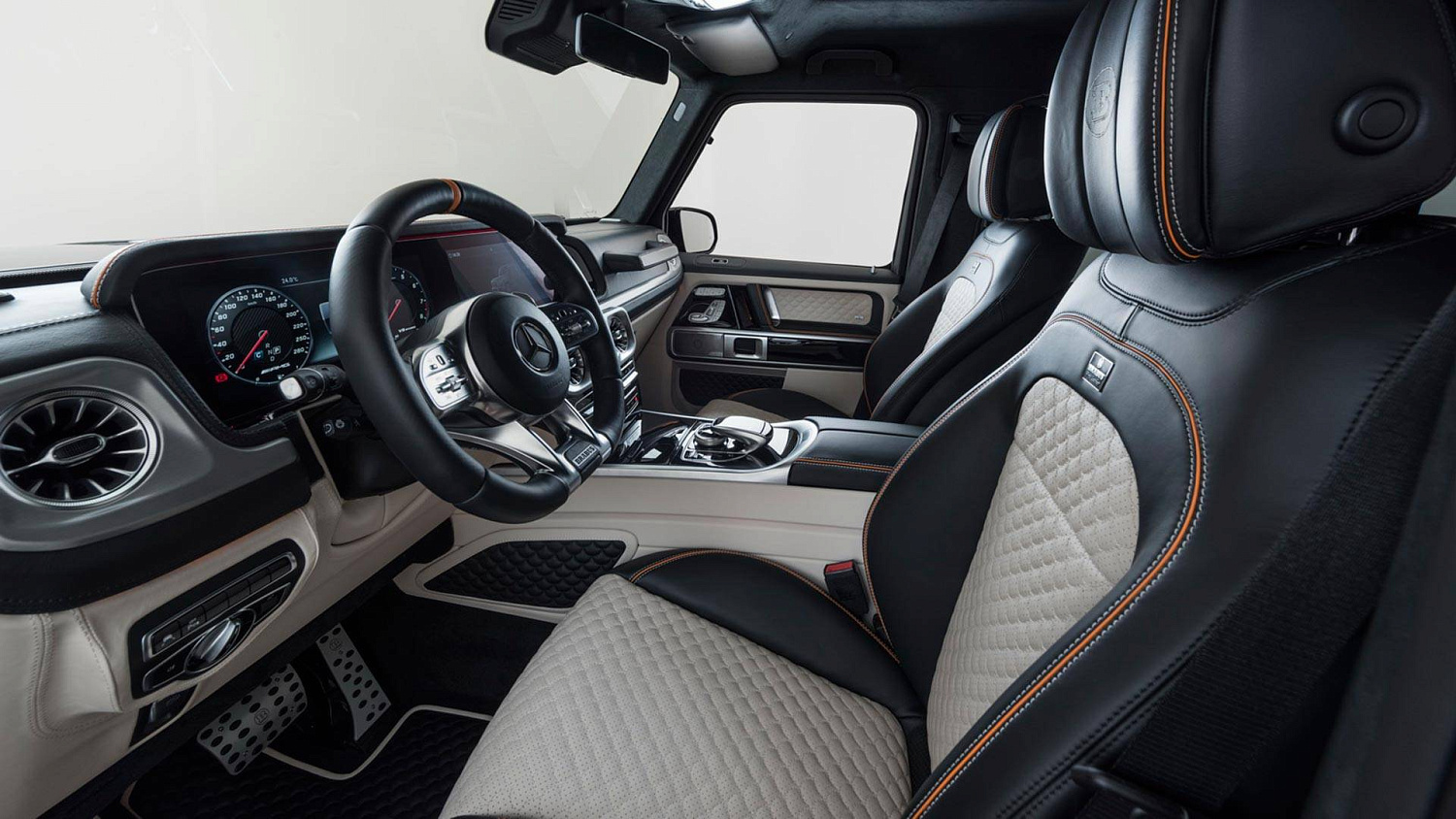 Новый Brabus 700-сильный Mercedes-AMG G63 Widestar