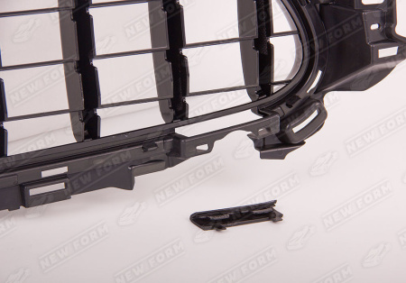 Mercedes-Benz E-Klasse W213 рестайлинг 2020 - н.в. Решетка радиатора AMG GT черная