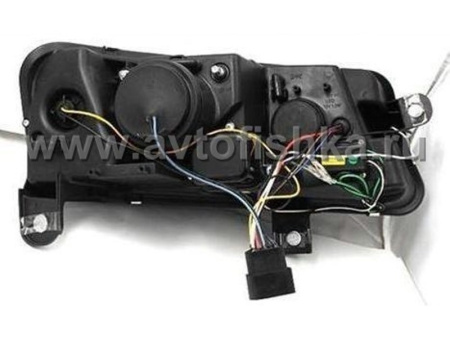 Audi A6 (04-08) фары передние ксеноновые линзовые хромированные со светодиодной DRL подсветкой, комплект 2 шт.