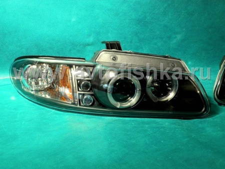 Chrysler Town&Country, Dodge Caravan, Plymouth Voyager (96-00) фары передние линзовые черные со светящимися ободками и светодиодной подсветкой, комплект 2 шт.