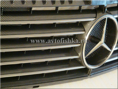 Mercedes C-class W202 решетка радиатора карбоновая, дизайн Big Star Sport.