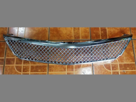 Toyota Camry V50 (2011-) ОАЭ хромированная решетка радиатора, пластик, дизайн Bentley