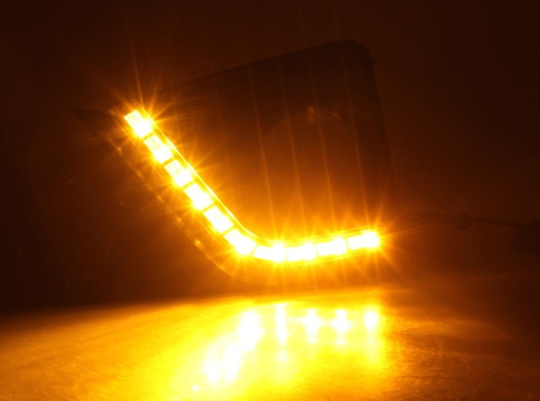 Toyota Corolla (13–) Штатные светодиодные дневные ходовые огни (ДХО), комлект.