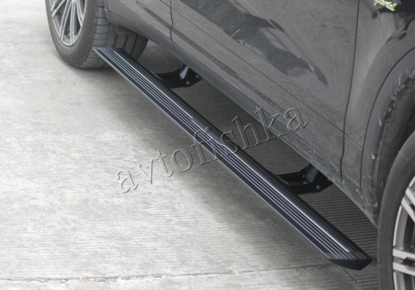 Cayenne S Coupe Turbo 2011-2017 штатные выезжающие электропороги автоматические