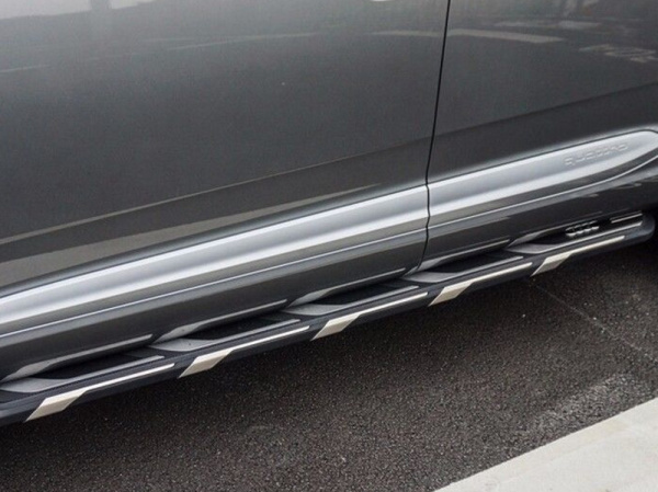 Audi Q5 (17–) Пороги OEM