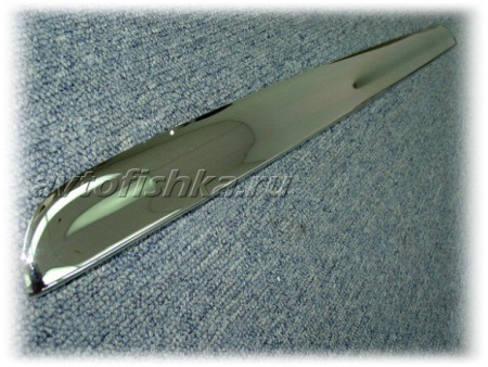 Mercedes E W124 (93-95) декоративная накладка, ручка крышки багажника хромированная.