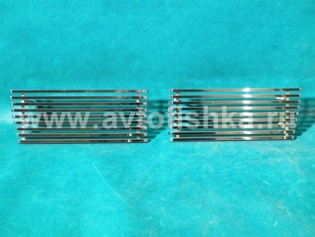 Toyota Land Cruiser 100 (03-07) решетки переднего бампера из нержавеющей стали, вставки, комплект 2 шт.