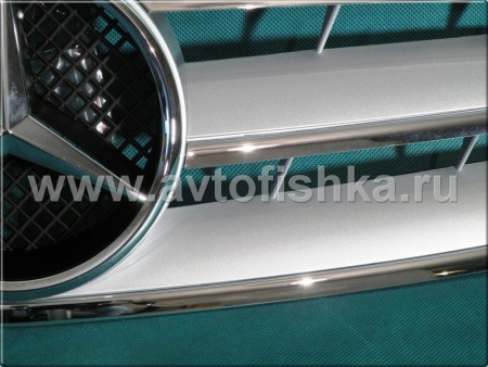 Mercedes C-class W203 (00-07) 4 дв. седан решетка радиатора серебристая со звездой, дизайн CL-class, 3 ламели.