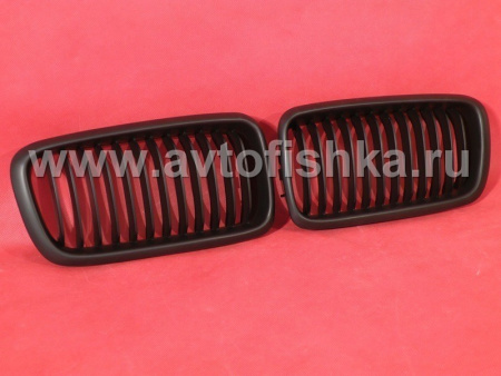 BMW 7 E38 (95-01) решетка радиатора черная матовая, дизайн спорт