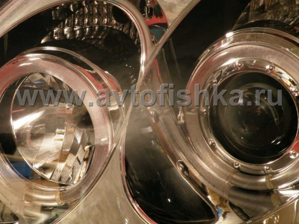 Toyota Yaris, Vitz (99-05) фары передние линзовые хромированные, со светящимися ободками, с электрокорректором, комплект 2 шт.