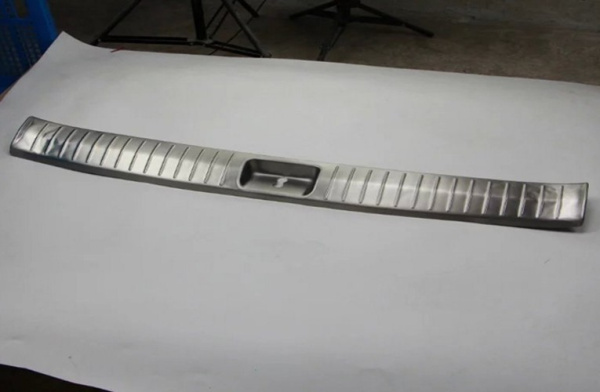 Kia Sportage (16–) Накладка на проем двери багажника