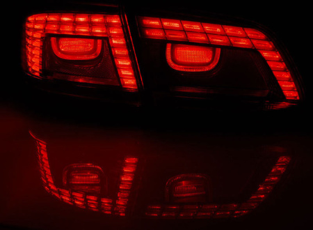Volkswagen Passat B7 седан (11-) фонари задние светодиодные красно-тонированные, комплект 2 шт.