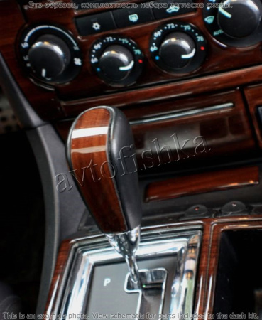 Декоративные накладки салона Chrysler 300 2005-2007 дверные ручки