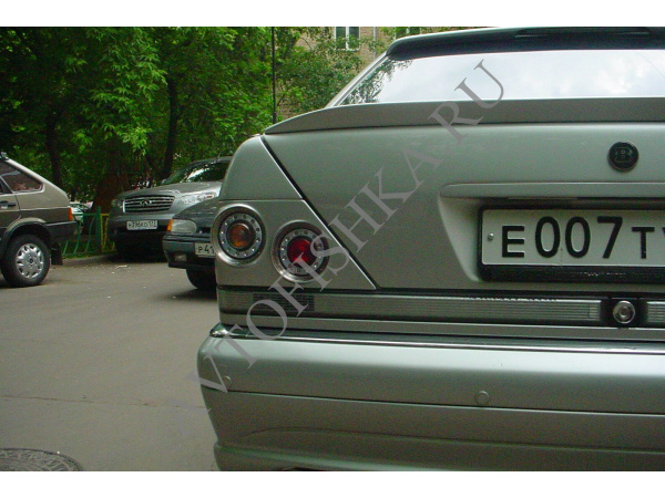 Mercedes S-Class W140 (91-98) Накладка LORINSER на крышку багажника