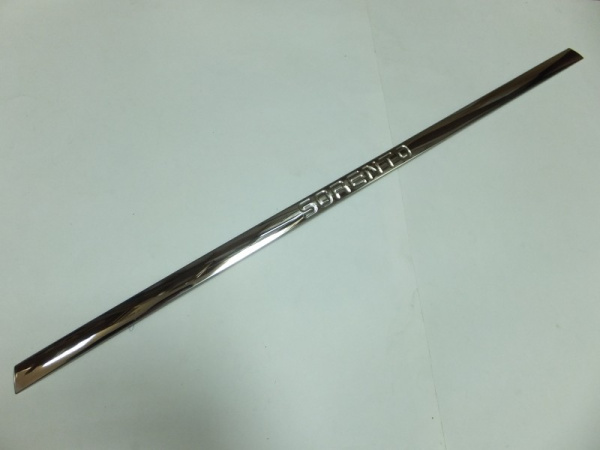 Kia Sorento (15–) Накладка над номером на крышку багажника, ABS, хром.