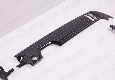 Mercedes-Benz S-Klasse W223 2020 - н.в. Накладки на панель стиль Maybach черный