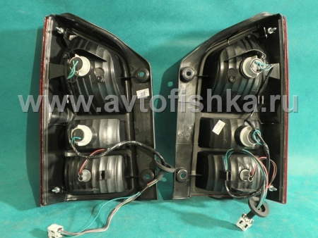 Nissan Pathfinder III (05-) фонари задние светодиодные красно-тонированные, комплект 2 шт.