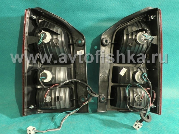 Nissan Pathfinder III (05-) фонари задние светодиодные красно-тонированные, комплект 2 шт.