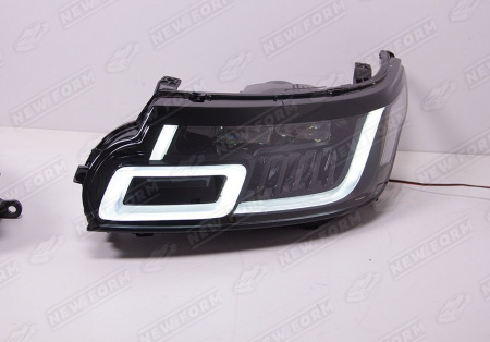 Land Rover Range Rover Sport 2 поколение 2013 - 2017 Фары передние дизайн 2017 года