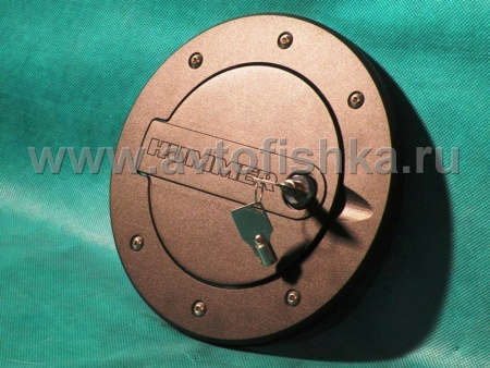 Hummer H3 (05-) крышка лючка бензозаливной горловины, с замком и логотипом "HUMMER", черная