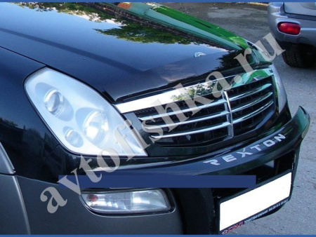 Дефлектор капота темный Ssang Yong Rexton 2002-2007
