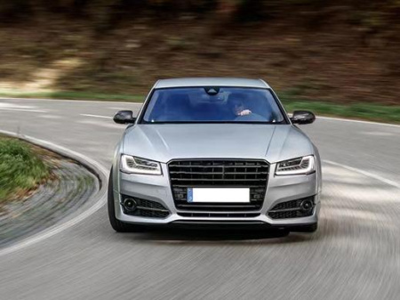 Передний бампер S8 с решеткой для Audi A8 2015-2017