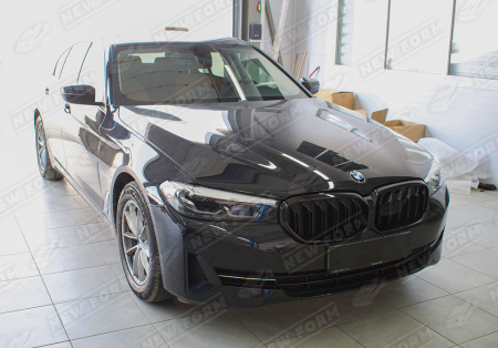 BMW 5 серия G30/G31 рестайлинг 2020 - н.в. Решетка радиатора черная M5