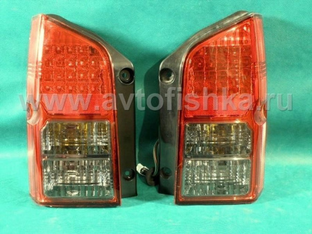 Nissan Pathfinder III (05-) фонари задние светодиодные красно-тонированные, комплект 2 шт.