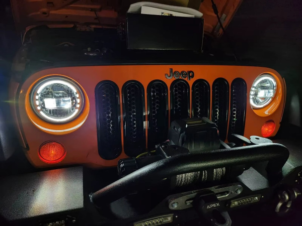 Jeep Wrangler Rubicon JL (2018-2023) фары передние светодиодные черные LED