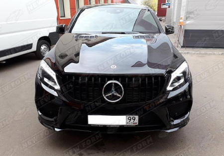 Mercedes-Benz GLE-Klasse C292 2015 - 2019 Решетка радиатора Panamericana черная с эмблемой хром
